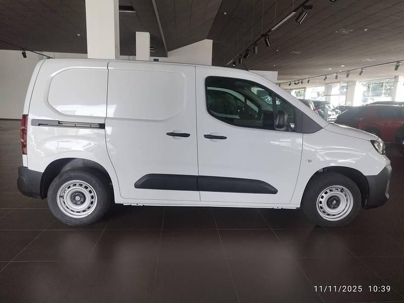 Nuevo Peugeot Rifter Business-Line 100 CV (73 kW) 2025 Blanco Monovolumen
