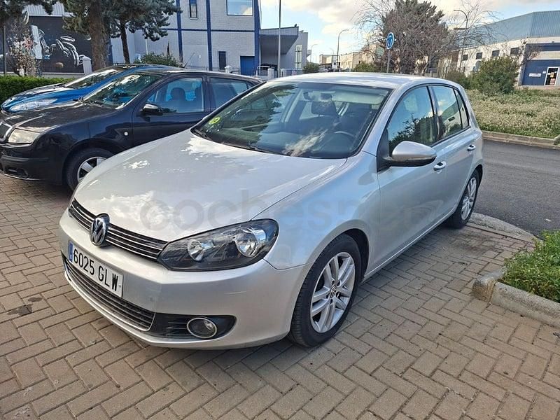 Usado VW Golf VI Advance 110 CV (80 kW) 2009 Gris / plata Utilitario