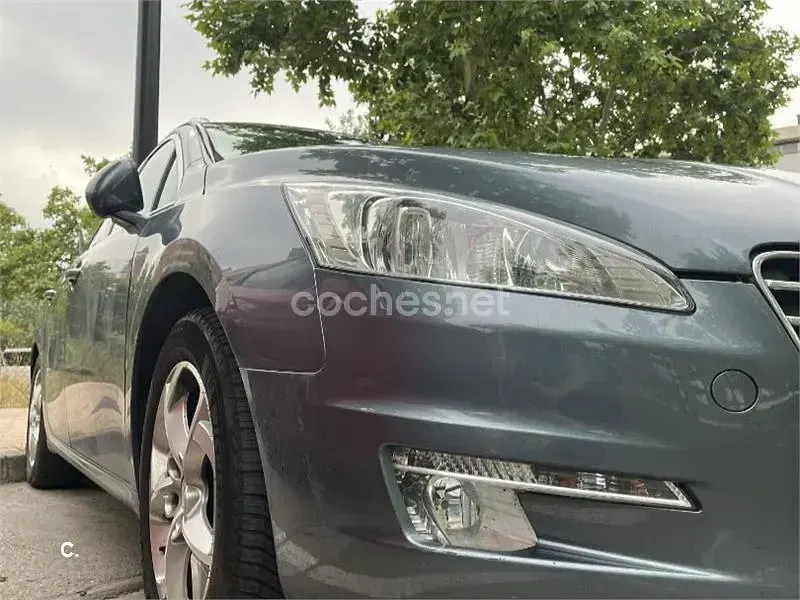 Usado Peugeot 508 SW Active 140 CV (102 kW) 2014 Gris / plata Familiar