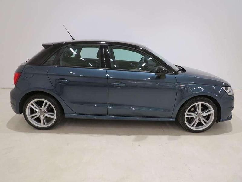 Usado Audi A1 Sportback 125 CV (91 kW) 2017 Azul Utilitario