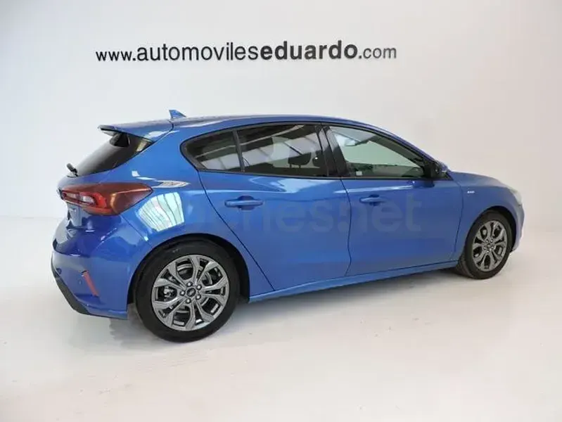 Usado Ford Focus ST-Line 155 CV (114 kW) 2023 Azul Berlina