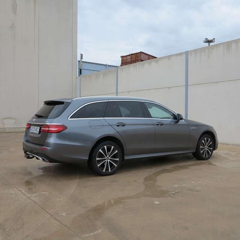 Usado Mercedes E400 333 CV (244 kW) 2018 Gris Coupe