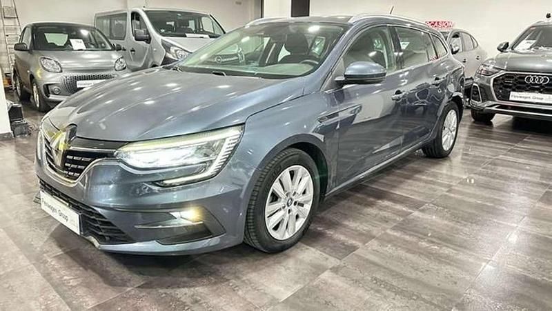 Usado Renault Mégane IV 2020 Gris Familiar