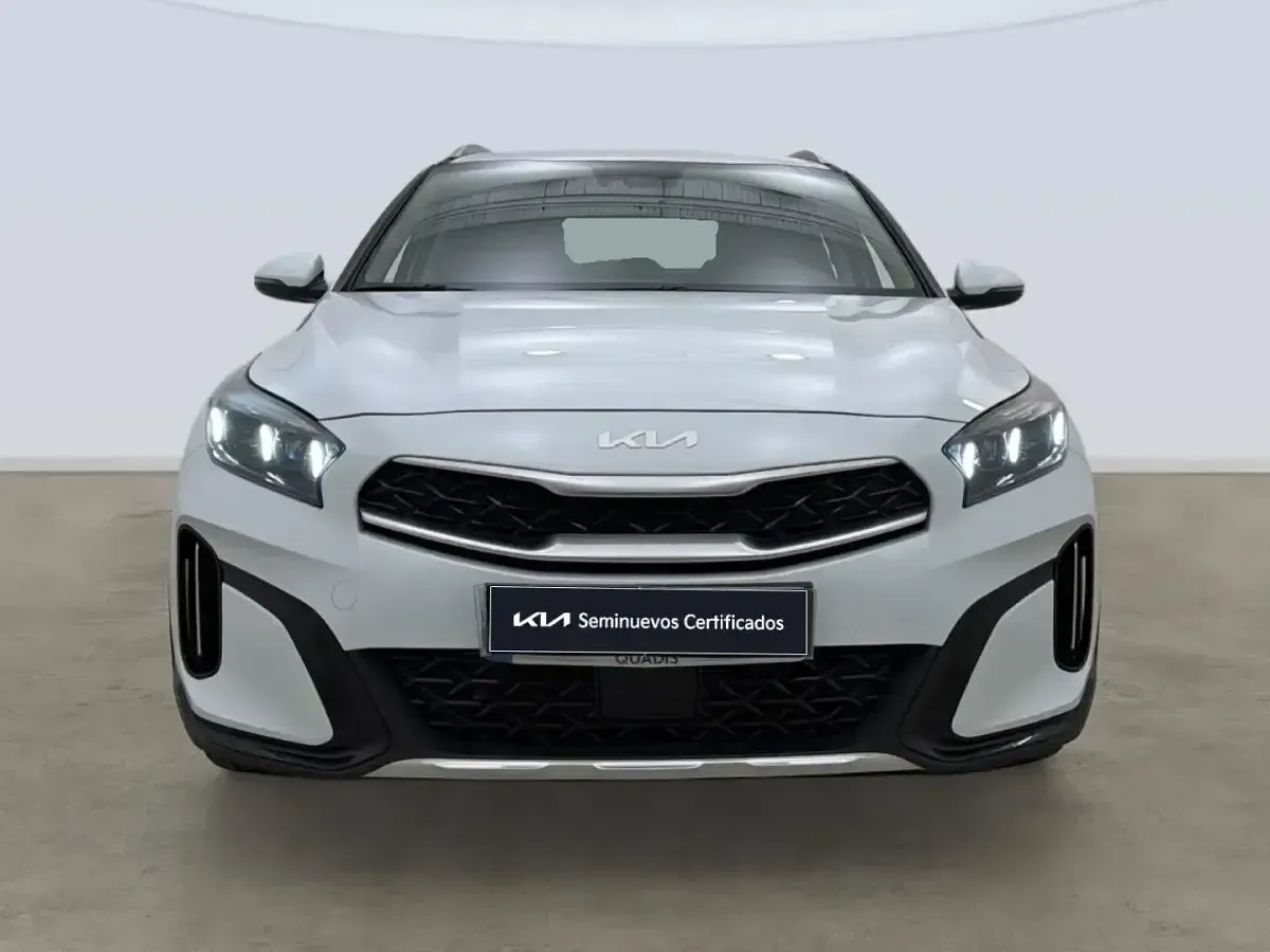 Usado Kia XCeed 141 CV (103 kW) 2025 Blanco SUV