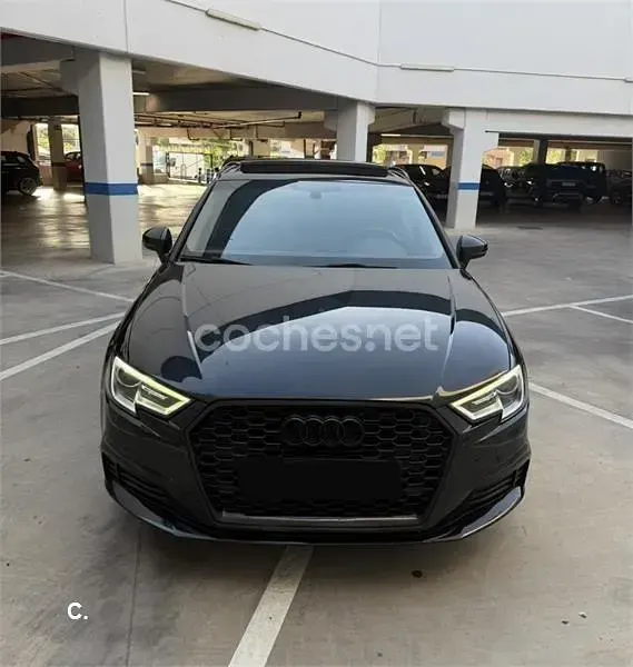 Usado Audi A3 116 CV (85 kW) 2019 Negro Berlina