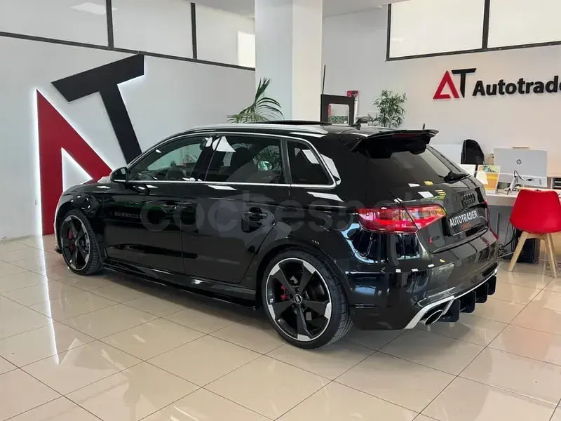 Usado Audi RS3 367 CV (269 kW) 2016 Negro Berlina