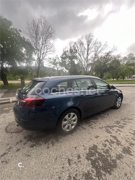 Usado Opel Insignia Business 120 CV (88 kW) 2017 Azul Familiar