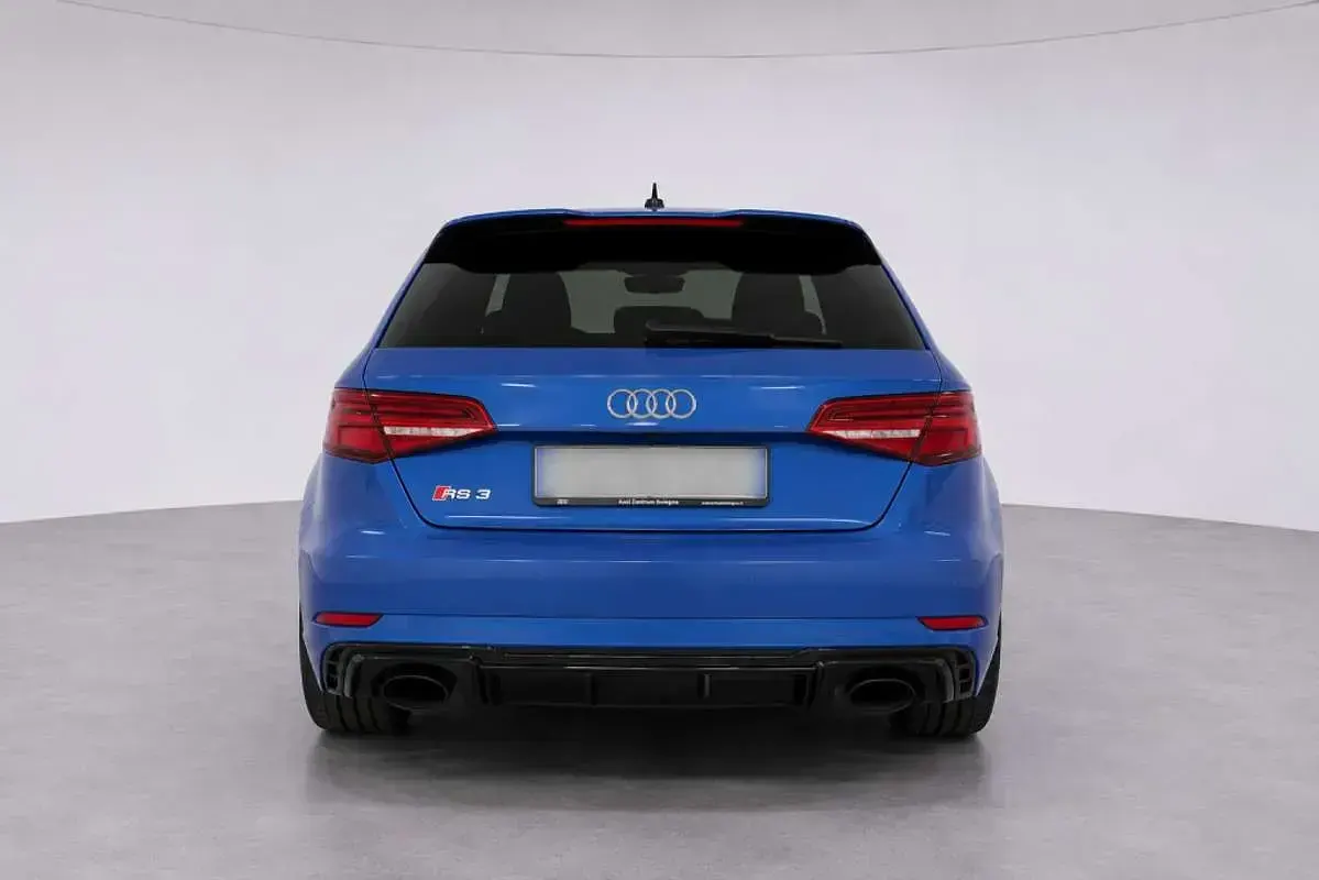 Usado Audi RS3 Sportback 400 CV (294 kW) 2019 Azul Utilitario