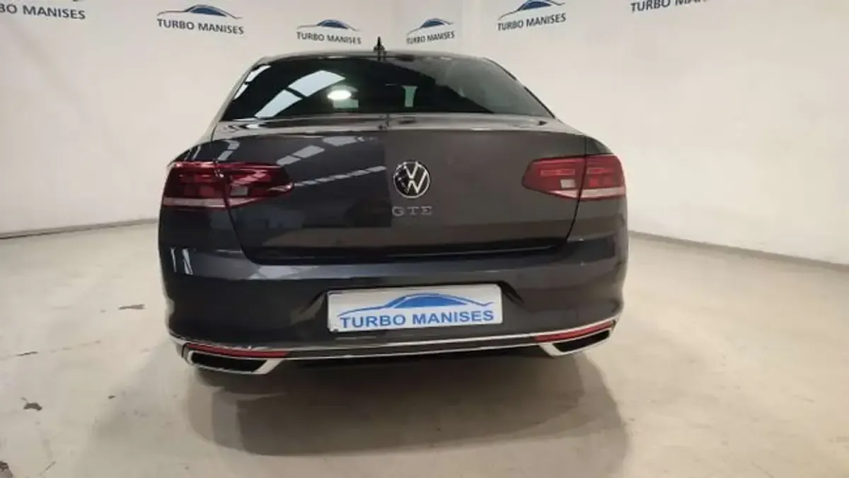 Usado VW Passat GTE 219 CV (161 kW) 2021 Gris Berlina