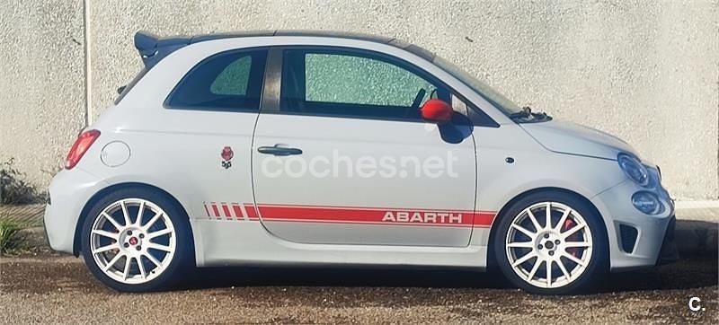 Usado Abarth 595 Esseesse 180 CV (132 kW) 2020 Gris / plata Berlina