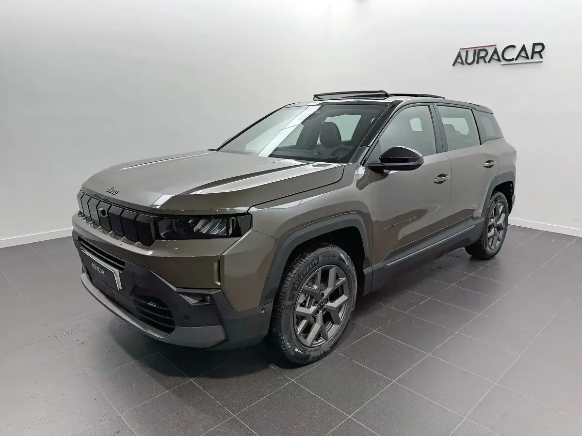 Occasion Jeep Compass Altitude 145 ch (106 kW) 2026 Marron SUV