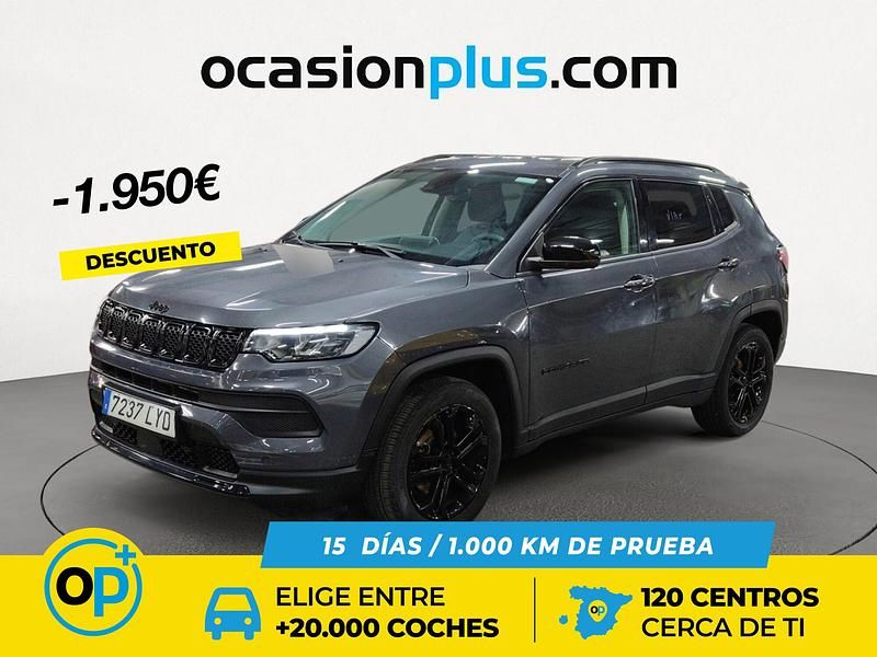 Usado Jeep Compass Limited 130 CV (95 kW) 2022 Gris SUV