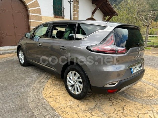 Usado Renault Espace Zen 160 CV (117 kW) 2017 Gris / plata Monovolumen