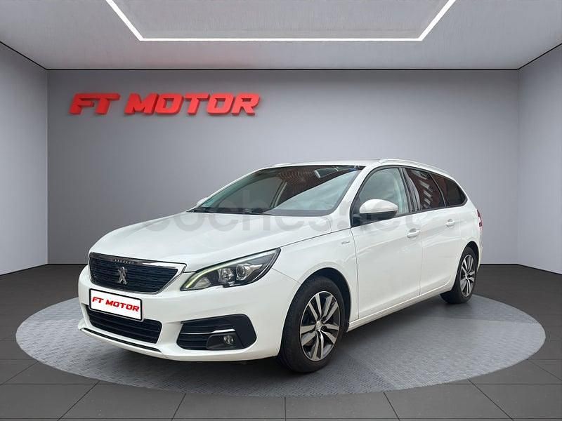 Usado Peugeot 308 SW Style 130 CV (95 kW) 2021 Blanco Familiar