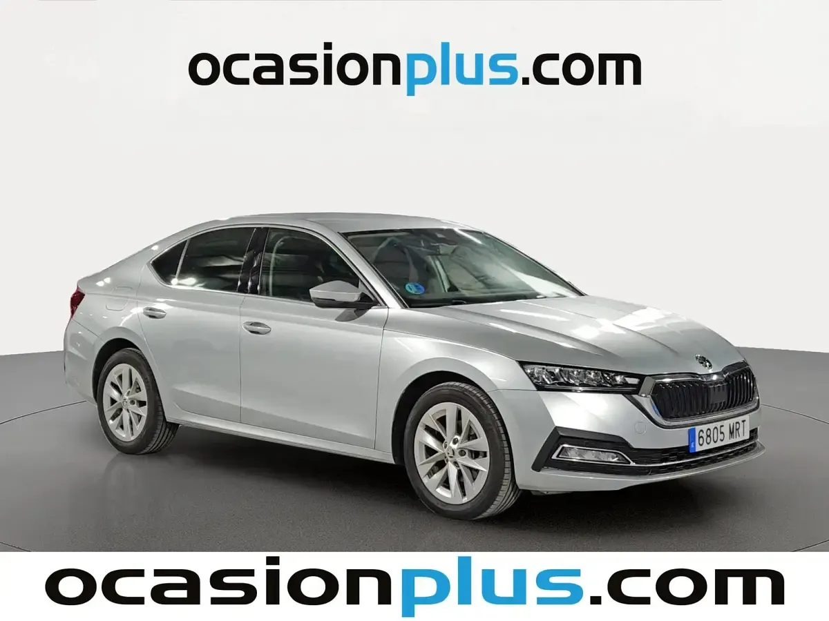 Usado Skoda Octavia Selection 150 HP (110 kW) 2024 Cinzento Sedan