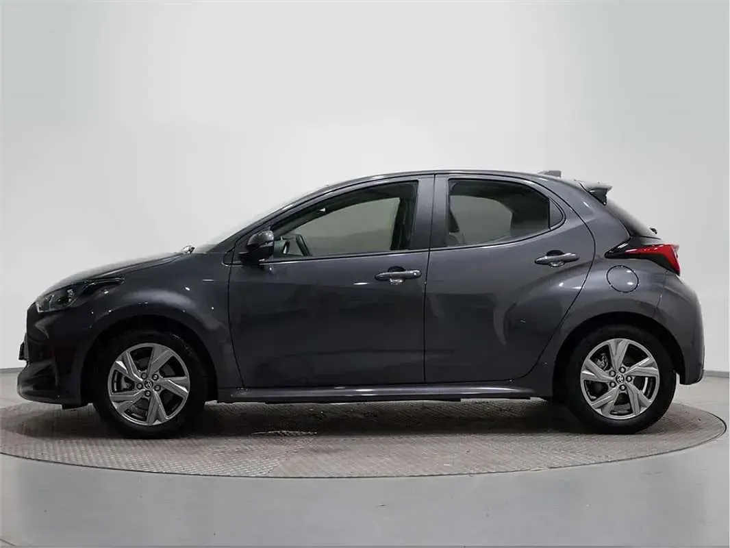Usado Toyota Yaris Active 116 CV (85 kW) 2025 Utilitario