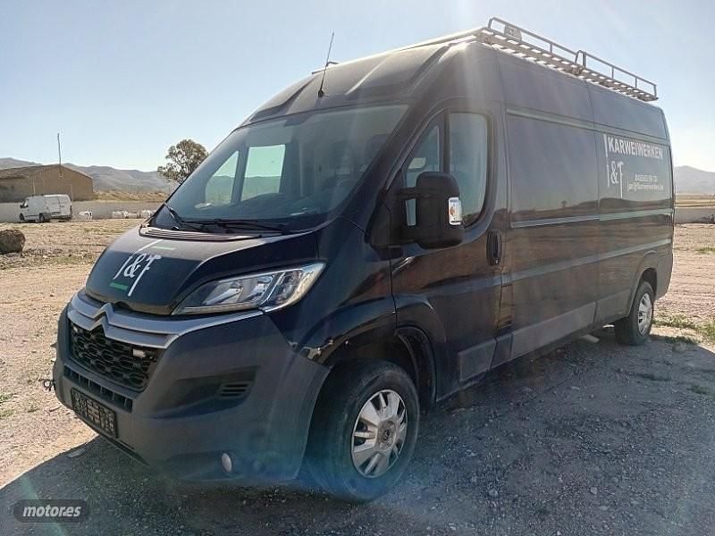 Usado Citroën Jumper 130 CV (95 kW) 2017 Negro Monovolumen