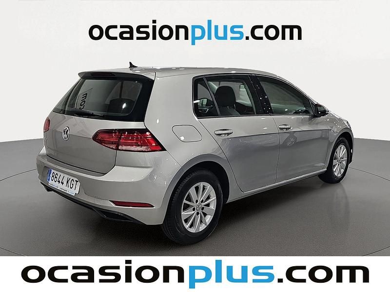 Usado VW Golf VII Edition 110 CV (80 kW) 2018 Gris plata Utilitario