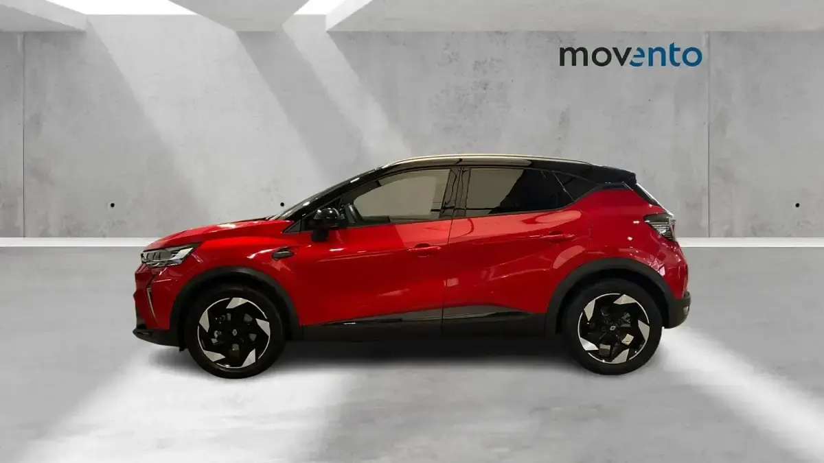 Usado Renault Captur Techno 100 CV (73 kW) 2025 Rojo SUV