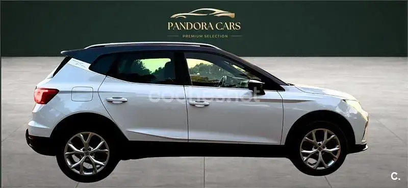 Usado Seat Arona FR 150 CV (110 kW) 2024 Blanco SUV