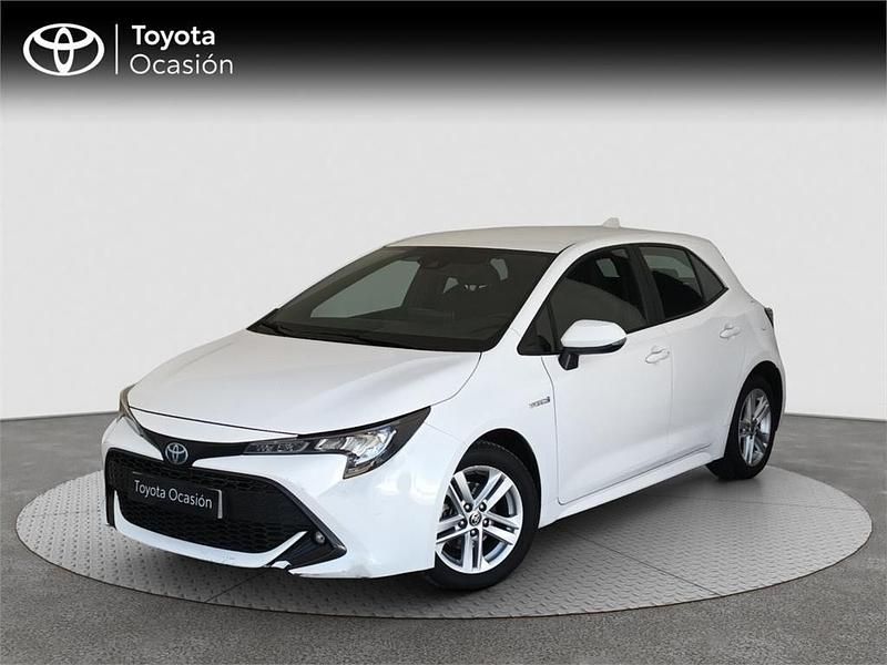 Usado Toyota Corolla Active 122 CV (89 kW) 2021 Blanco Monovolumen
