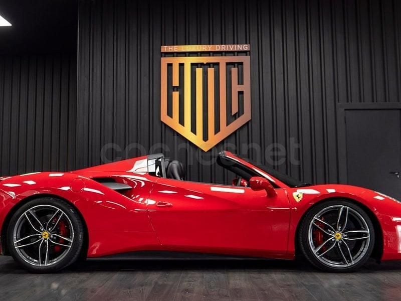 Usado Ferrari 488 670 CV (492 kW) 2016 Rojo Descapotable