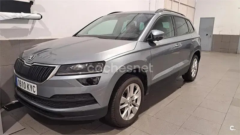 Usado Skoda Karoq Ambition 115 CV (84 kW) 2019 Gris / plata SUV