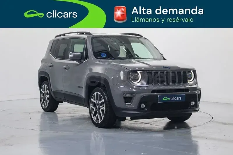Usado Jeep Renegade 240 CV (176 kW) 2022 Gris / plata SUV