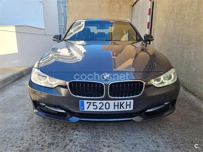 Usado BMW 328 Sport Line 245 CV (180 kW) 2012 Gris / plata Berlina
