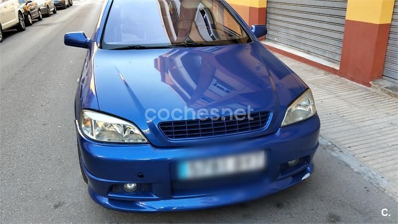 Azul Usado 2002 Opel Astra Coupe | 2400 € (Un poco caro) - Imagen 1/4