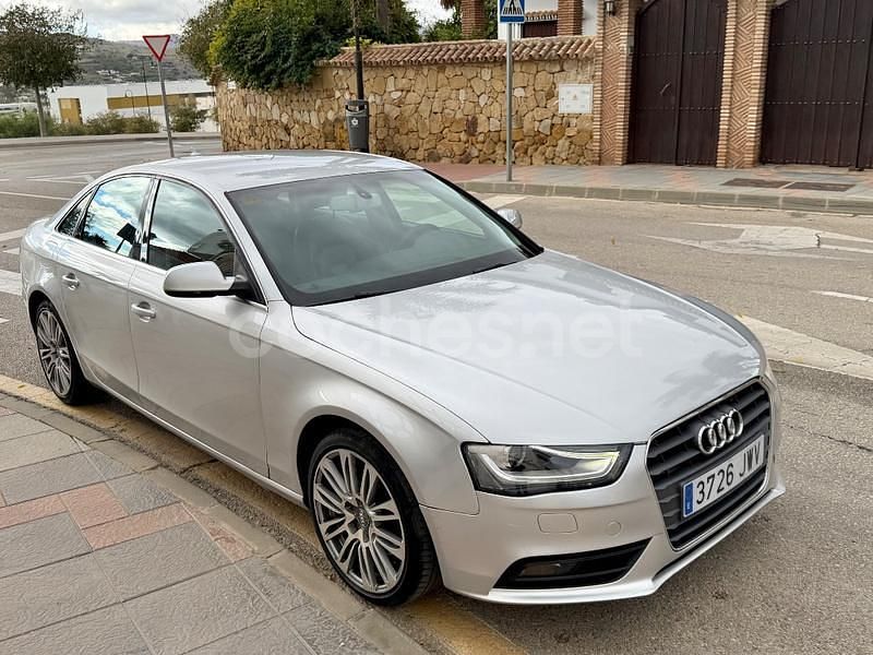 Gris / plata Usado 2012 Audi A4 Berlina | 8500 € (Precio justo) - Imagen 1/4