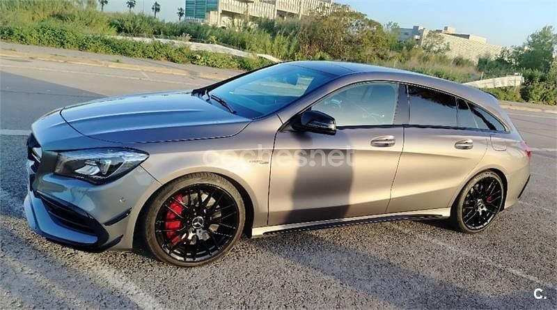 Usado Mercedes CLA45 AMG Shooting Brake 381 CV (280 kW) 2017 Gris / plata Familiar