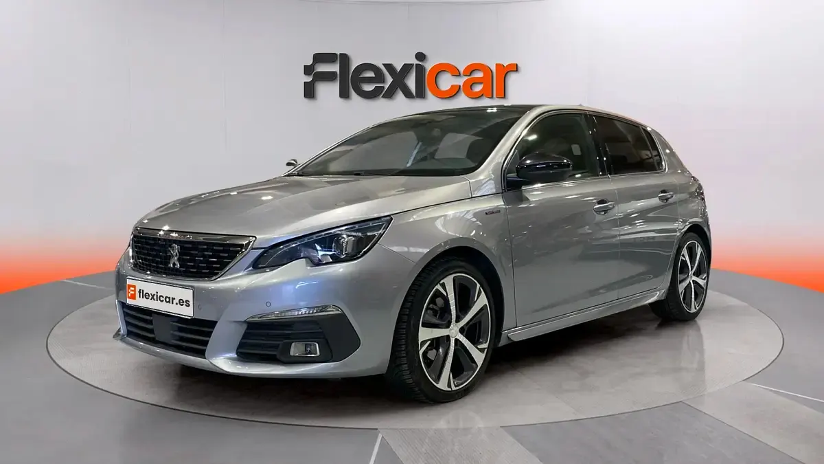Usado Peugeot 308 GT-line 131 CV (96 kW) 2019 Gris Berlina