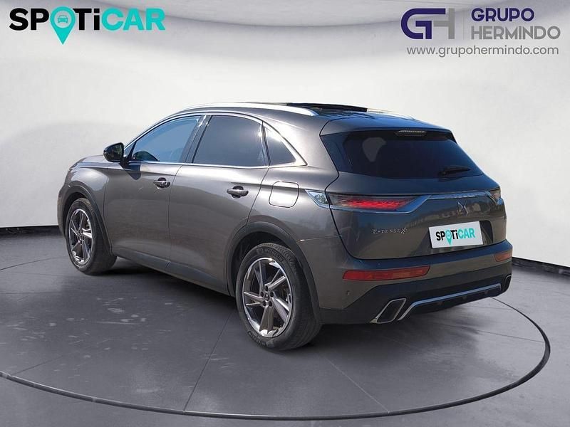 Usado DS Automobiles DS7 Crossback Grand Chic 300 CV (220 kW) 2021 Gris SUV