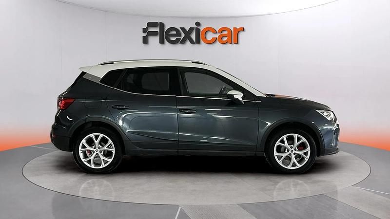 Usado Seat Arona FR 150 CV (110 kW) 2023 Gris SUV