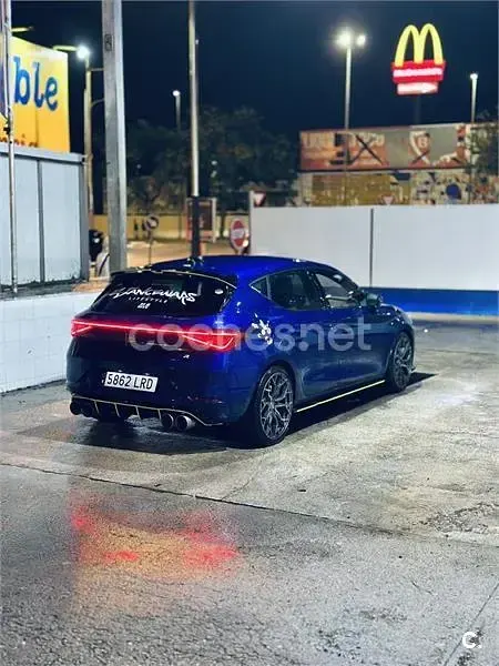 Usado Seat Leon FR 150 CV (110 kW) 2021 Azul Berlina