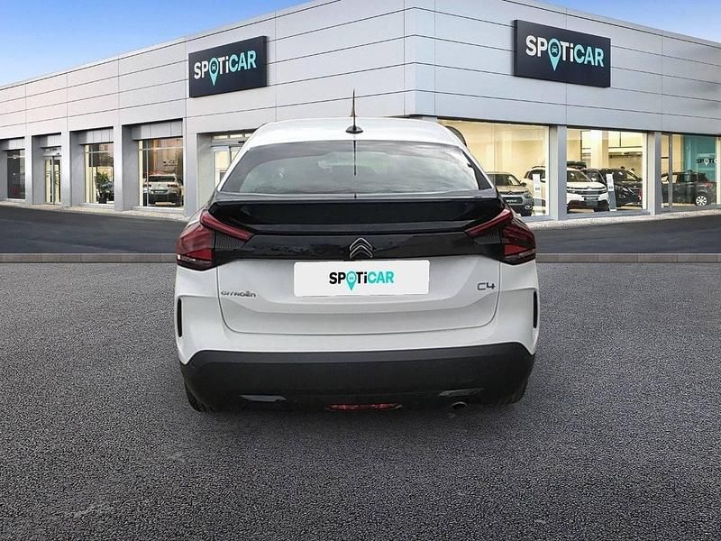 Usado Citroën C4 Feel 130 CV (95 kW) 2021 Blanco Berlina