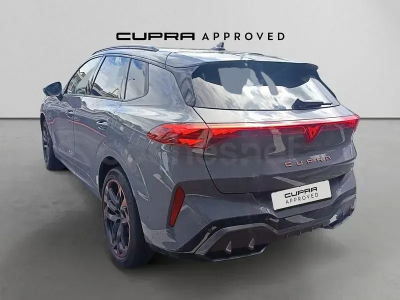 Usado Cupra Terramar VZ 265 CV (194 kW) 2024 Gris / plata SUV