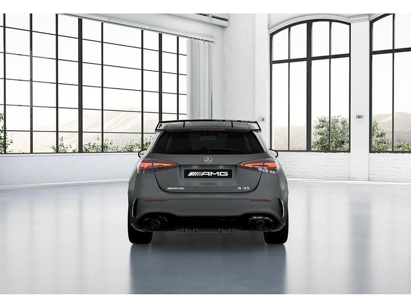 Nuevo Mercedes A35 AMG AMG 306 CV (225 kW) 2026 Gris