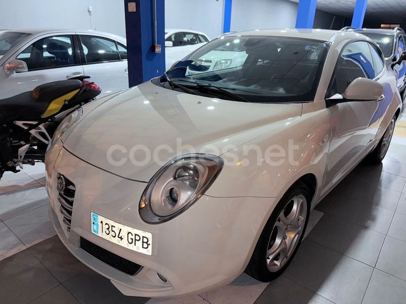 Beige Usado 2009 Alfa Romeo MiTo Distinctive Utilitario | 6490 € (Caro) - Imagen 1/4