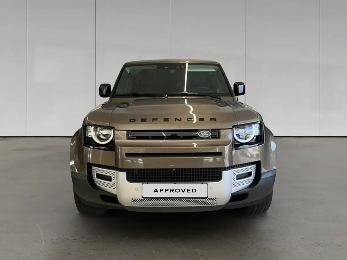 Usado Land Rover Defender S 249 CV (183 kW) 2023 Gondwana stone gloss SUV