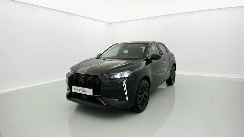 Negro perla Usado 2023 DS Automobiles DS3 Crossback Performance SUV | 18.260 € (Super precio) - Imagen 1/4