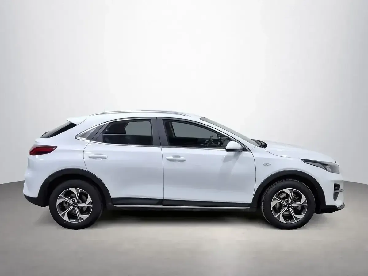 Usado Kia XCeed 137 CV (100 kW) 2021 Blanco SUV