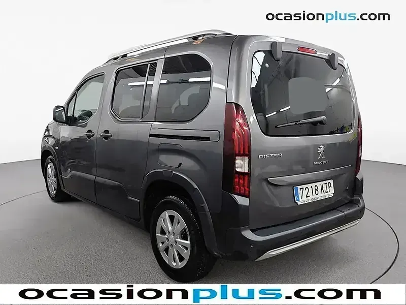 Usado Peugeot Rifter Allure 131 CV (96 kW) 2019 Gris / plata Monovolumen