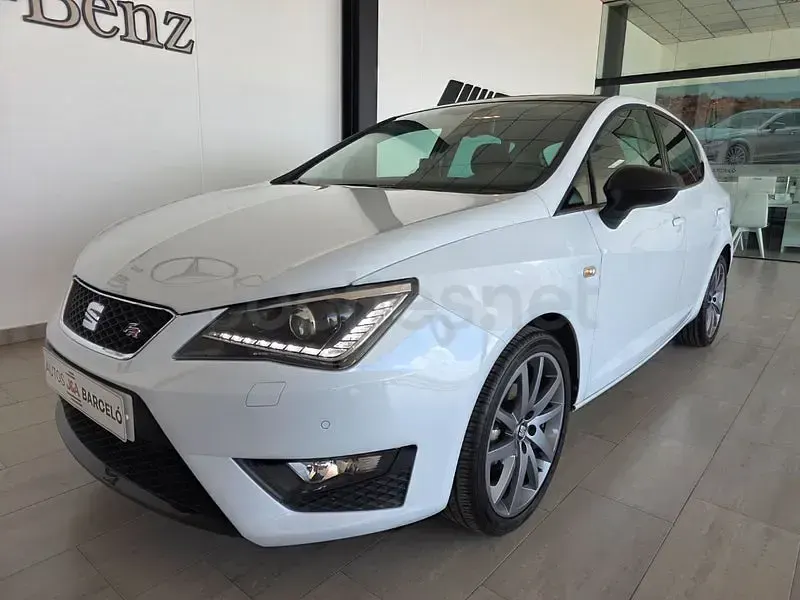 Usado Seat Ibiza FR 105 CV (77 kW) 2015 Blanco Berlina