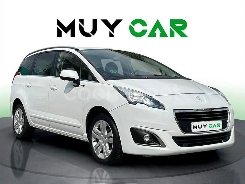 Blanco Usado 2015 Peugeot 5008 Style Monovolumen | 9490 € (Precio justo) - Imagen 1/4