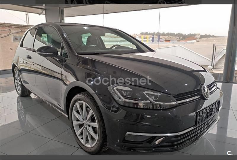 Usado VW Golf VII Advance 150 CV (110 kW) 2017 Azul Berlina