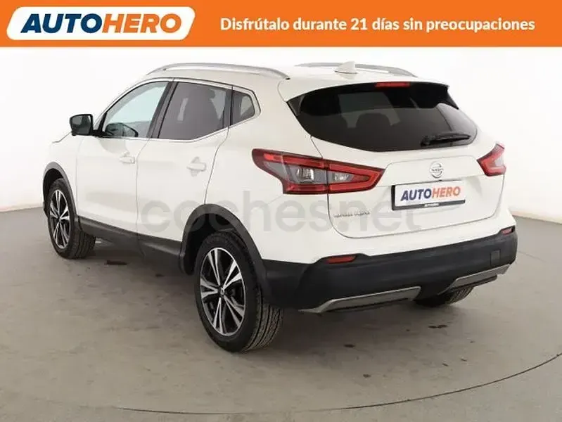 Usado Nissan Qashqai N-Connecta 110 CV (80 kW) 2017 Blanco SUV