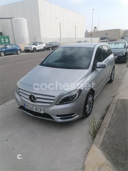 Gris / plata Usado 2014 Mercedes B200 Monovolumen | 9300 € (Super precio) - Imagen 1/4