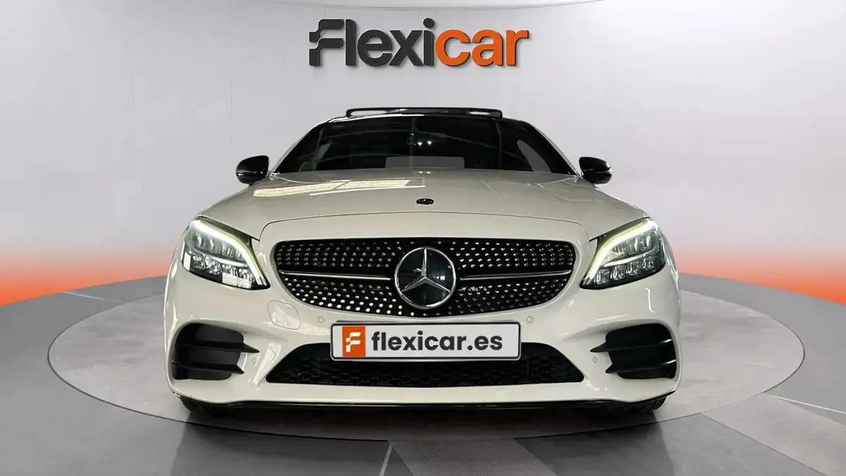 Usado Mercedes C220 194 CV (142 kW) 2020 Blanco Coupe
